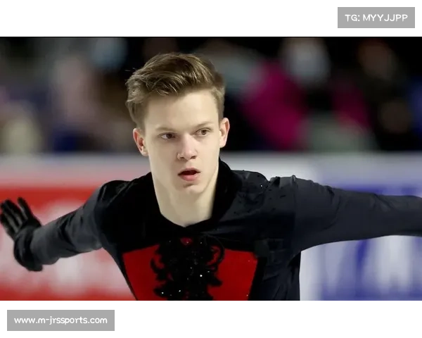加拿大站男单自由滑压轴进行，决出最后金牌