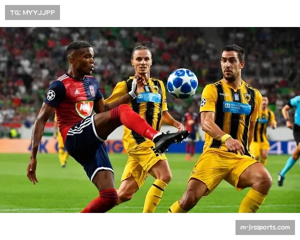 赛前发布会：塞维利亚主帅强调球队目标是欧协联资格